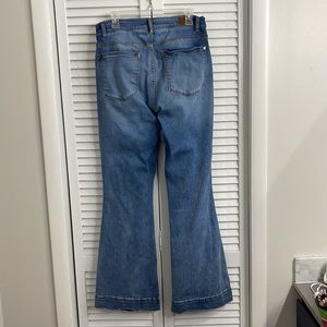 Judy Blue Rouser Flares